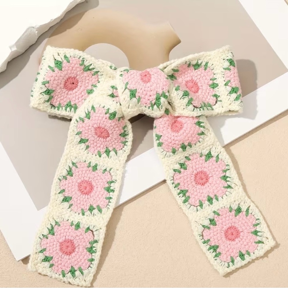 Crochet Floral Hair Bow Clips (Set of 3) | Cottagecore Romantic Hair Accessories - Picture 5 of 9